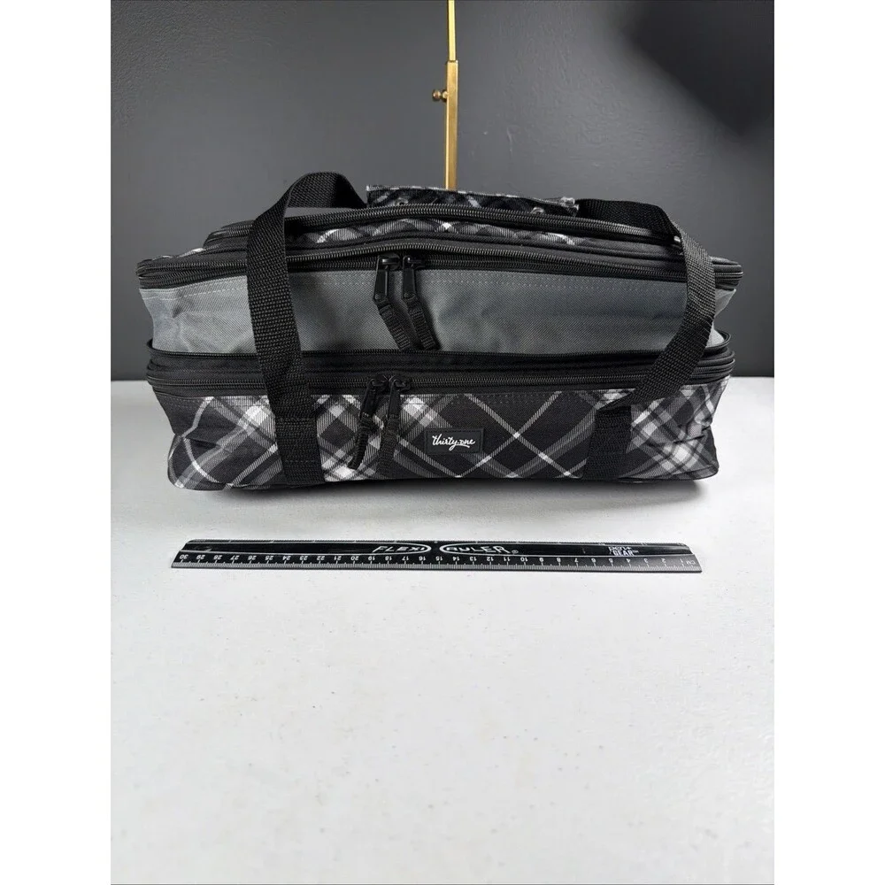 Thirty One Perfect Party Set Dual Thermal CASSEROLE CARRIER – Black White Plaid